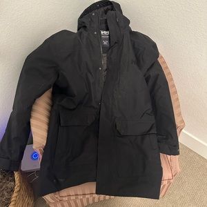 Size xl helly hanson.